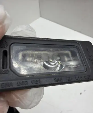 Audi Q7 4M Number plate light 5NA943021