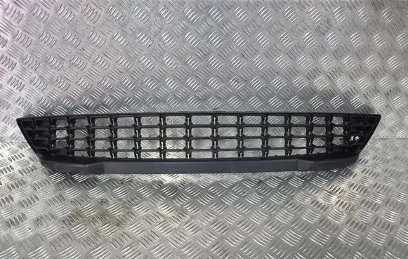 Opel Zafira C Front bumper lower grill 13431164 13300497