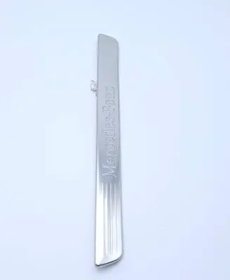 Mercedes-Benz GLS X166 Side skirt front trim A1666808600