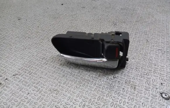 Subaru Outback Front door interior handle