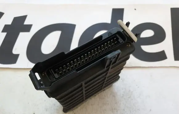Volkswagen Golf II Engine control unit/module 443906264C 0280800252