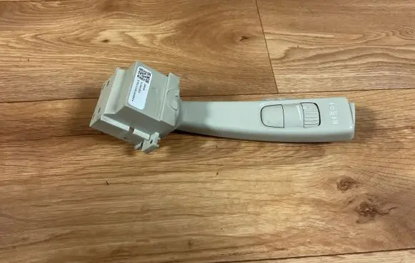 Volvo V70 Wiper control stalk 31264355 J6R3A 7004150104AA