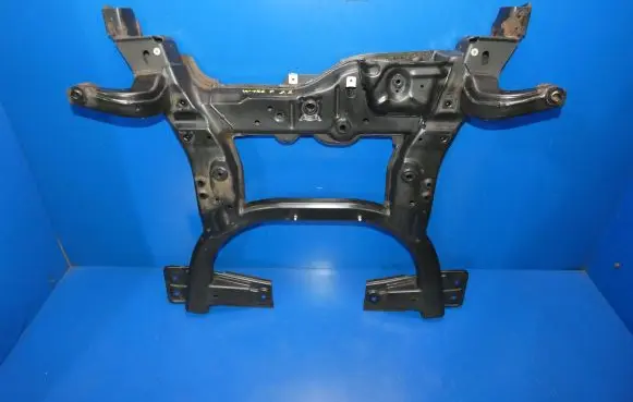 Mercedes-Benz GLA W156 X156 Front axle beam 