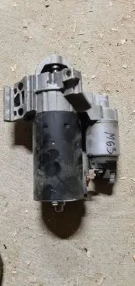 BMW 5 G30 G31 Starter motor 8589891 0001148515