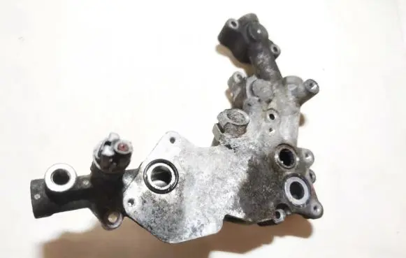 Toyota Avensis T250 Engine oil radiator 