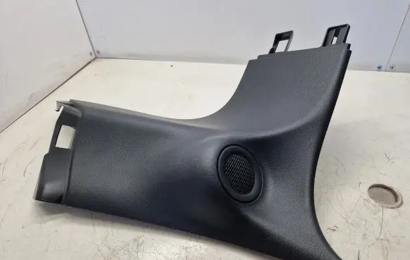 Jeep Grand Cherokee (D)pillar trim (top) 5VP15DX9AC
