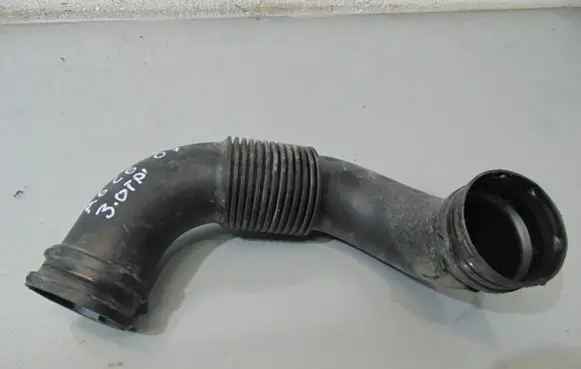 Audi A6 S6 C6 4F Air intake duct part