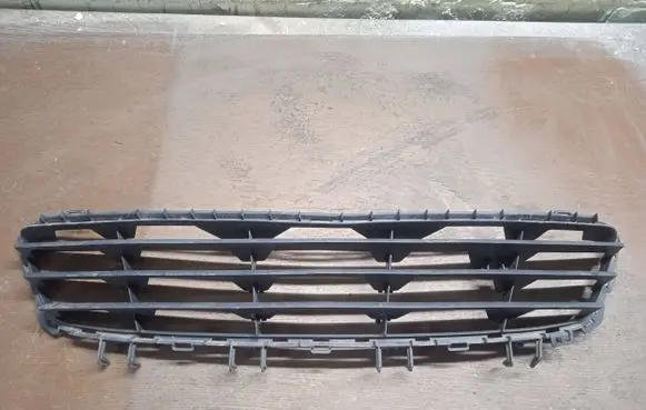 Opel Astra H Front bumper lower grill 24460271 375768702