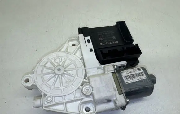 Volkswagen Golf V Front door window regulator motor 1K4837402N