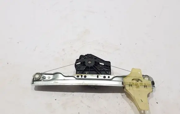 Renault Megane E-Tech Front window lifting mechanism without motor 807210049R