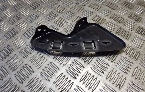 KIA Sportage Headlight/headlamp mounting bracket