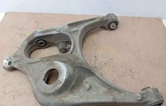 Jeep Grand Cherokee Rear upper control arm/wishbone 52124815AD