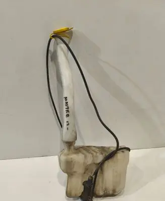 Renault Master III Windshield washer fluid reservoir/tank 2891000023R