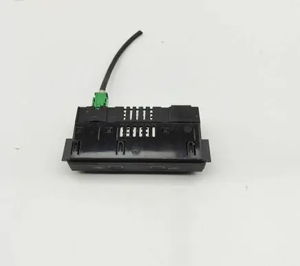 Volkswagen Caddy USB socket connector 5NA035736