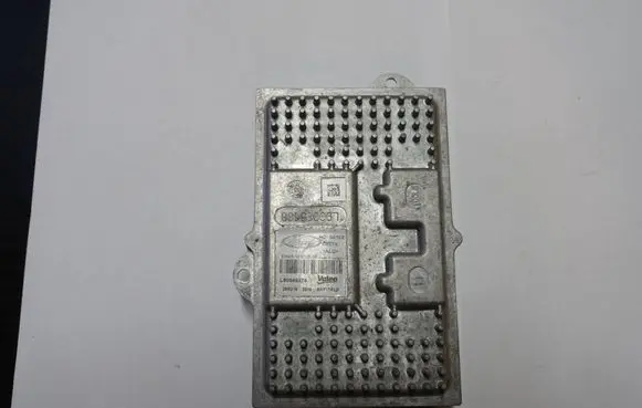 Ford Galaxy LED ballast control module EM2B-13-B626-BA 881900067 L90049276
