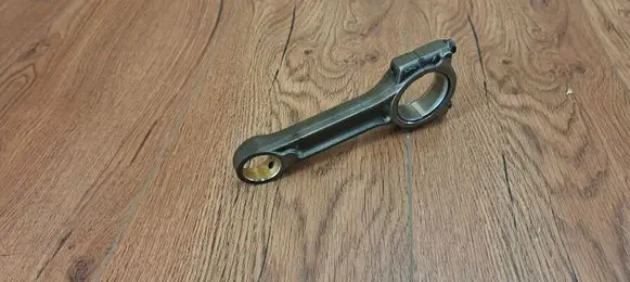 Renault Kangoo I Connecting rod/conrod 7701475074