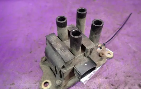 High voltage ignition coil