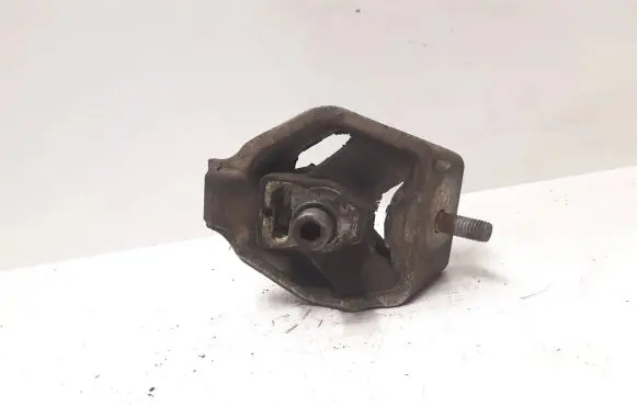Audi A6 S6 C4 4A Engine mount bracket 4A0399151D