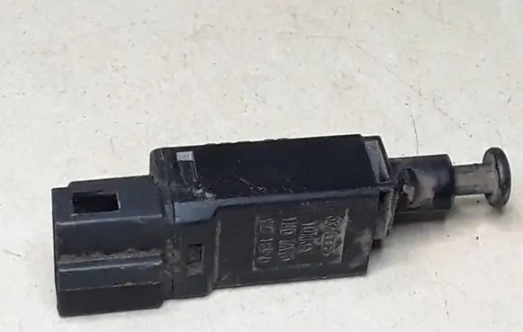 Clutch pedal sensor