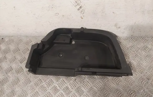 Trunk/boot lower side trim panel