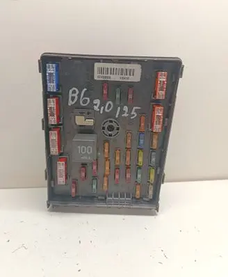 Volkswagen PASSAT B6 Fuse module 3C0937125 63592777