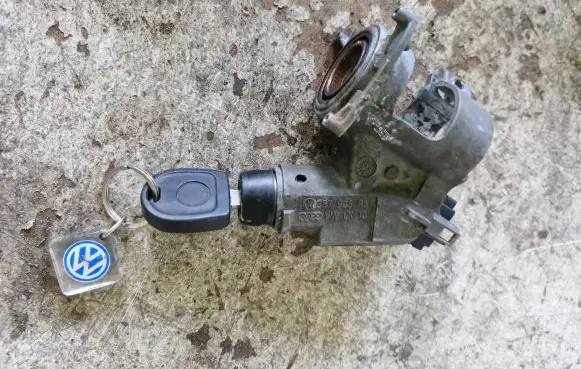 Volkswagen Golf III Ignition lock