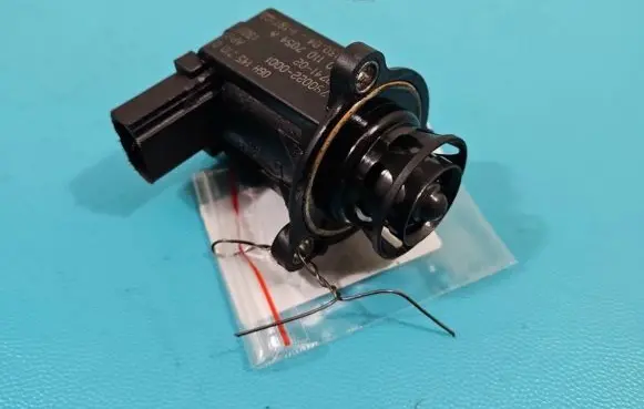 Volkswagen PASSAT B6 Turbo solenoid valve 06H145710D IMPRK1375816
