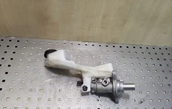Renault Kadjar Master brake cylinder 0204796412