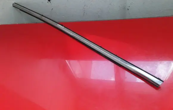 Mazda CX-9 Rear door glass trim molding NOCODE
