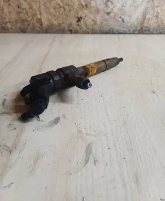 Opel Vectra C Fuel injector 0445110165