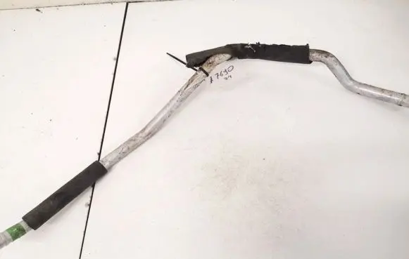 Mercedes-Benz C W203 Engine coolant pipe/hose