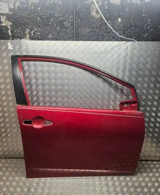 Toyota Prius (XW50) Front door