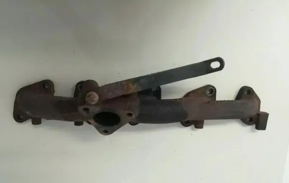 Opel Vectra B Exhaust manifold 90500926