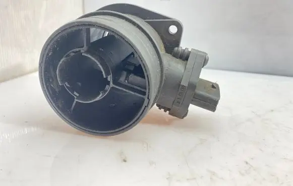 KIA Sorento Mass air flow meter 0281002554