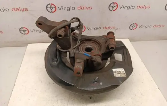 Hyundai Santa Fe Front wheel hub spindle knuckle 2002052