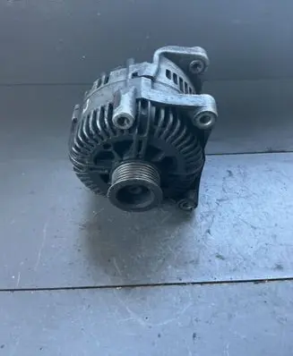 BMW 5 E60 E61 Generator/alternator 7789980 TG15C012 2542672B