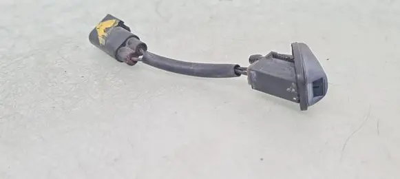 Ford Mondeo MK IV Windshield washer spray nozzle BM5117666A