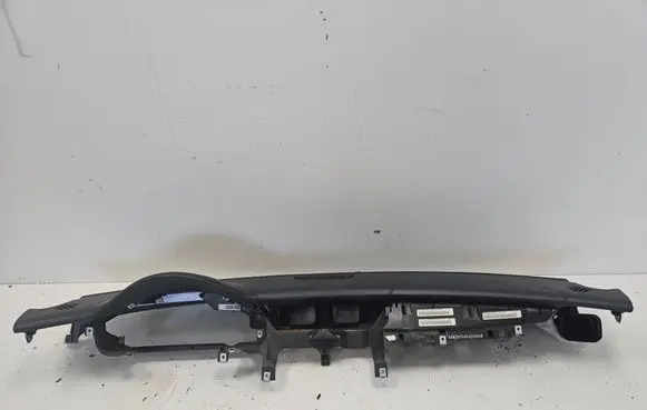 Mercedes-Benz CLS C219 Dashboard 048811323 A2196802387
