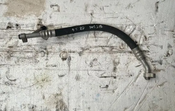 Volkswagen New Beetle Air conditioning (A/C) pipe/hose 1C0820744N
