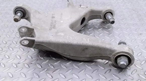 Aston Martin DB11 Rear upper control arm/wishbone HY535B530AC