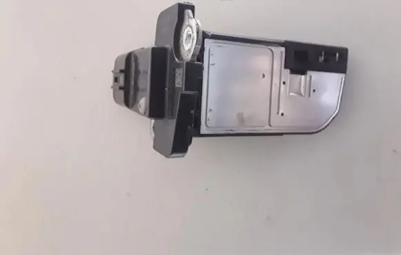 Toyota Avensis T270 Mass air flow meter 2220426010