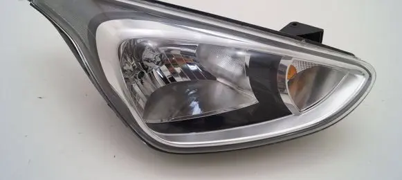 Hyundai i10 Headlight/headlamp 92102-B9000