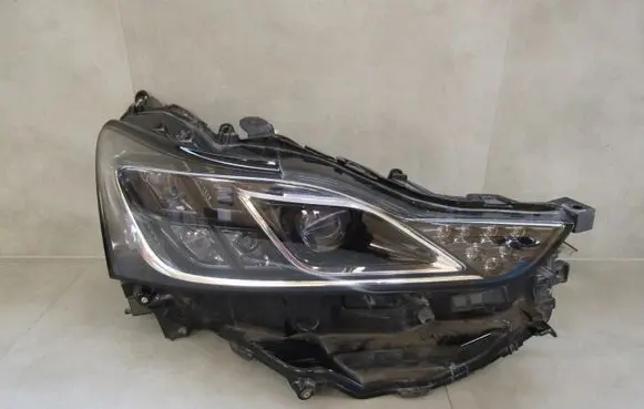 Lexus IS III XE30 Headlight/headlamp