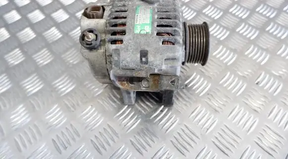 Toyota Avensis Verso Generator/alternator 2706028070