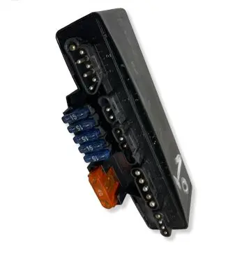 Mercedes-Benz SLK R170 Fuse module A2105400072