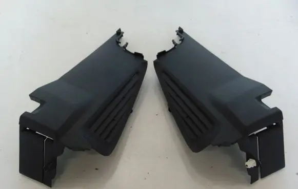 Trunk/boot side trim panel