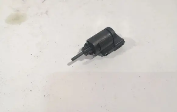 Audi A4 S4 B7 8E 8H Brake pedal sensor switch 3B0945511C 19322010