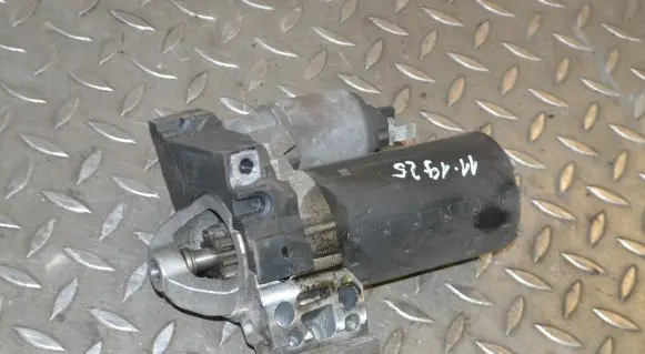 BMW 5 F10 F11 Starter motor 8506657