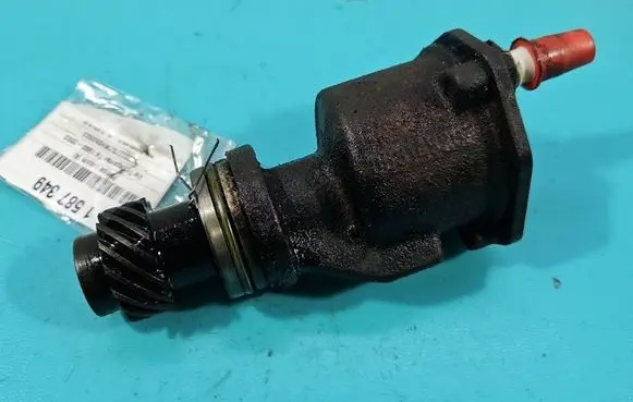 Volkswagen Transporter - Caravelle T4 Vacuum pump 068145207 IMPRK1587349