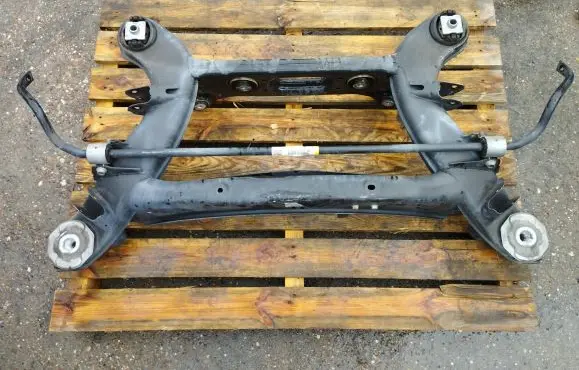 Mercedes-Benz C W205 Front axle beam 